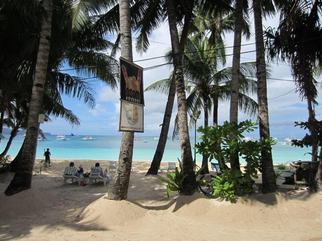 B Pod Hotel Manoc-Manoc Bagian luar foto