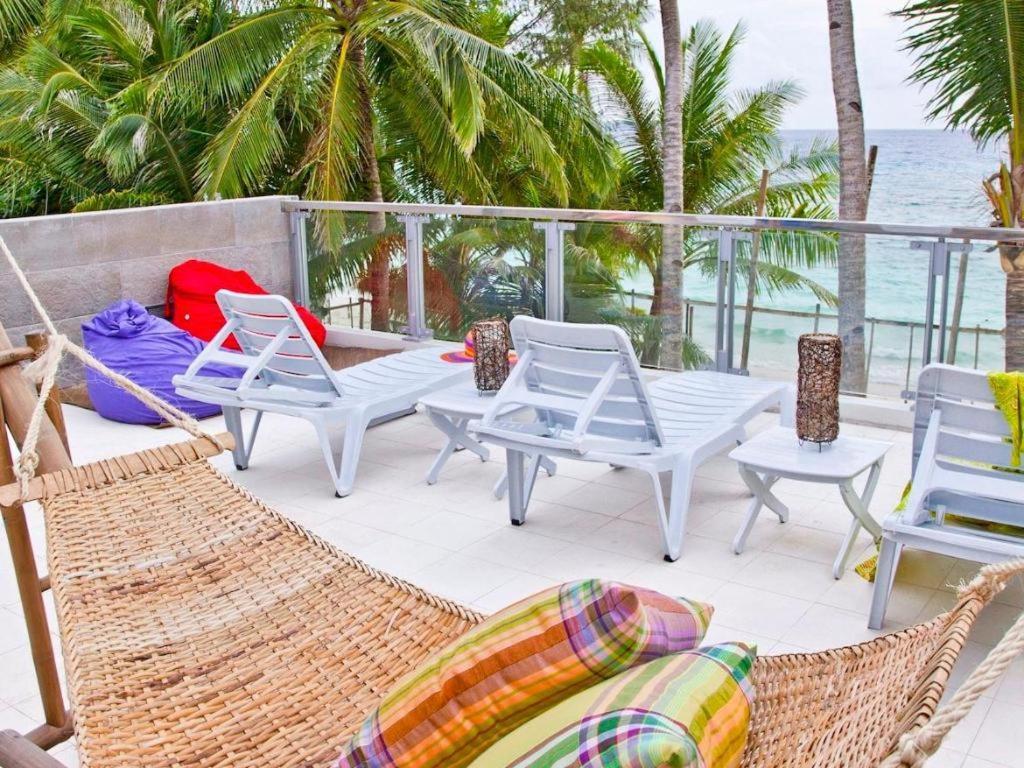 B Pod Hotel Manoc-Manoc Bagian luar foto