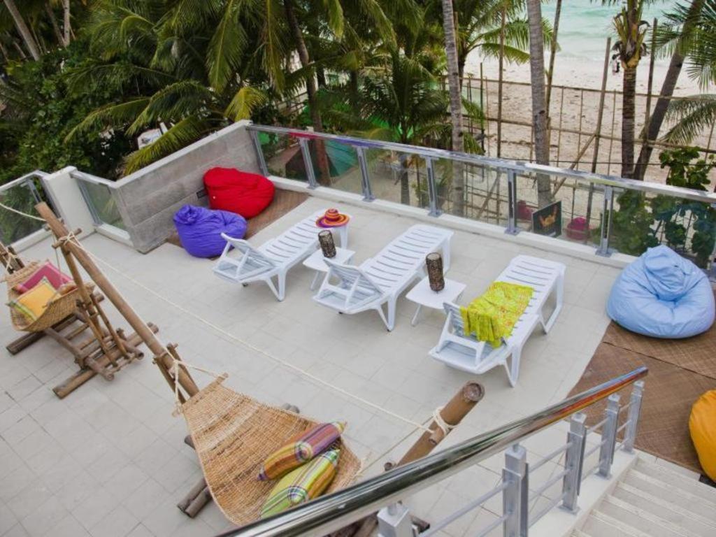 B Pod Hotel Manoc-Manoc Bagian luar foto